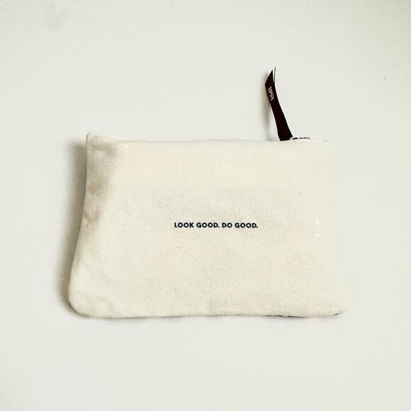 White and Blue Floral Cosmetics Makeup Bag - Picture 2 of 5